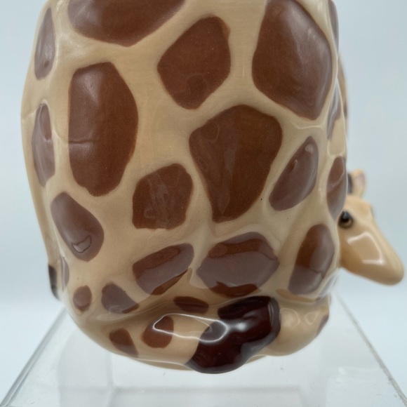 Handmade, giraffe mug, yellow and brown color - Picture 6 of 9